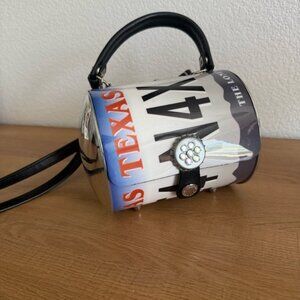 Prezzo Texas License Plate Barrel Shape Purse